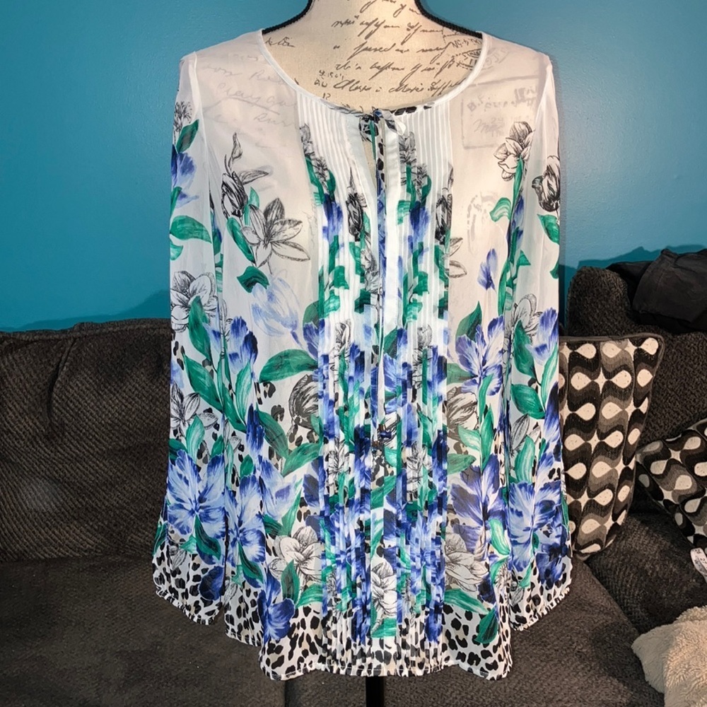 White House Black Market Long Sleeve, Tie-Neck Tunic, Size 2